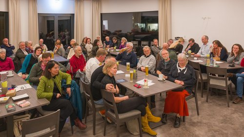 Gäste der Lesung und Diskussion