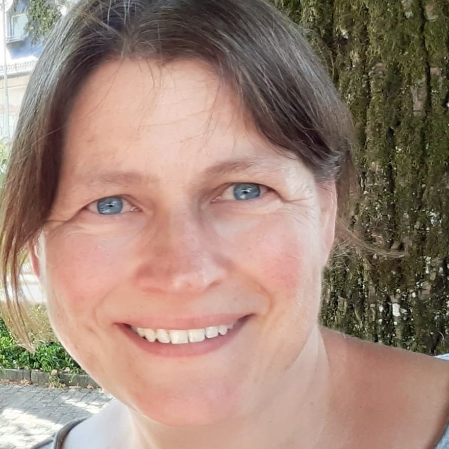 Portraitfoto von Carina Widmann-Rau