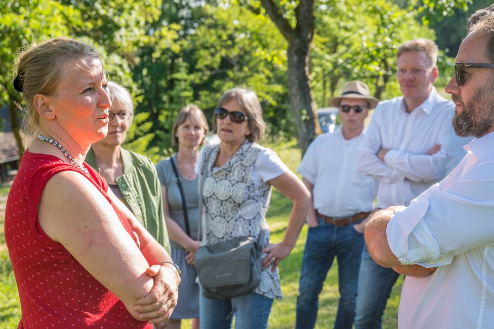 Sophie Kraul und Florian Hassler diskutieren über Landwirtschaft