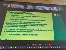 Der Bildschirm abfotografiert vom Online Meeting