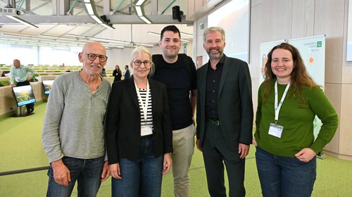 Grüne Mitglieder mit Boris Palmer