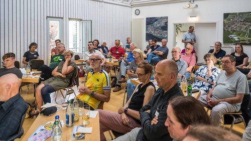 Das Plenum in Neuhengstett